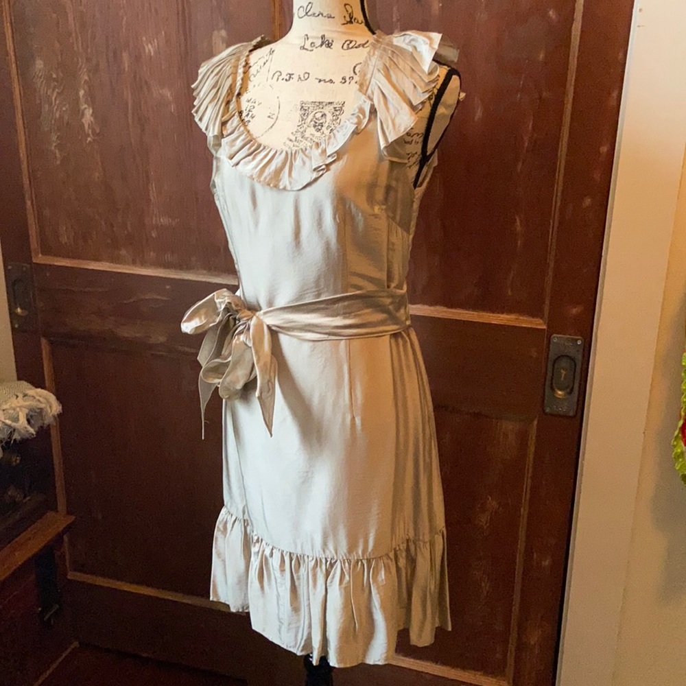 Ann Taylor loft gold dress size 4